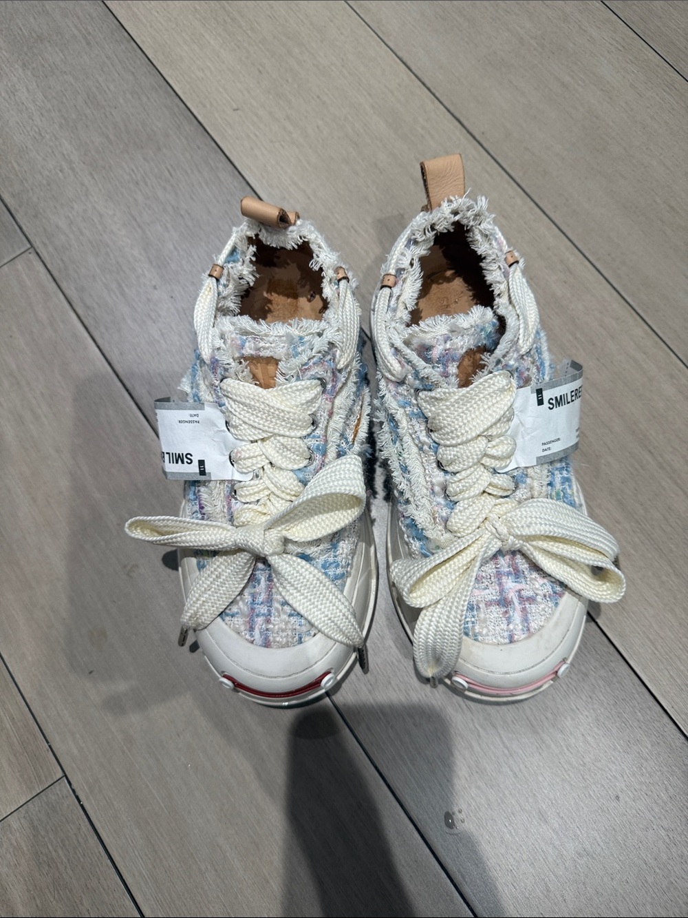 SMILEREPUBLIC Off White Speckled Tweed Frayed Smile Toe Platform Sneakers.